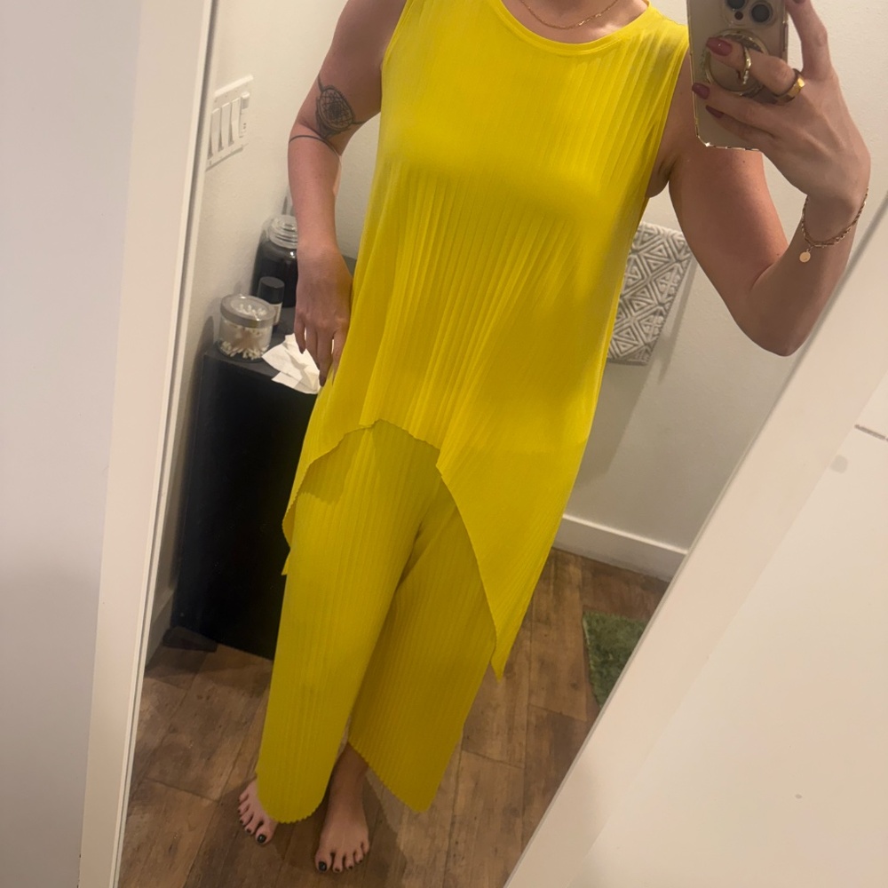 Yellow Nu Black set